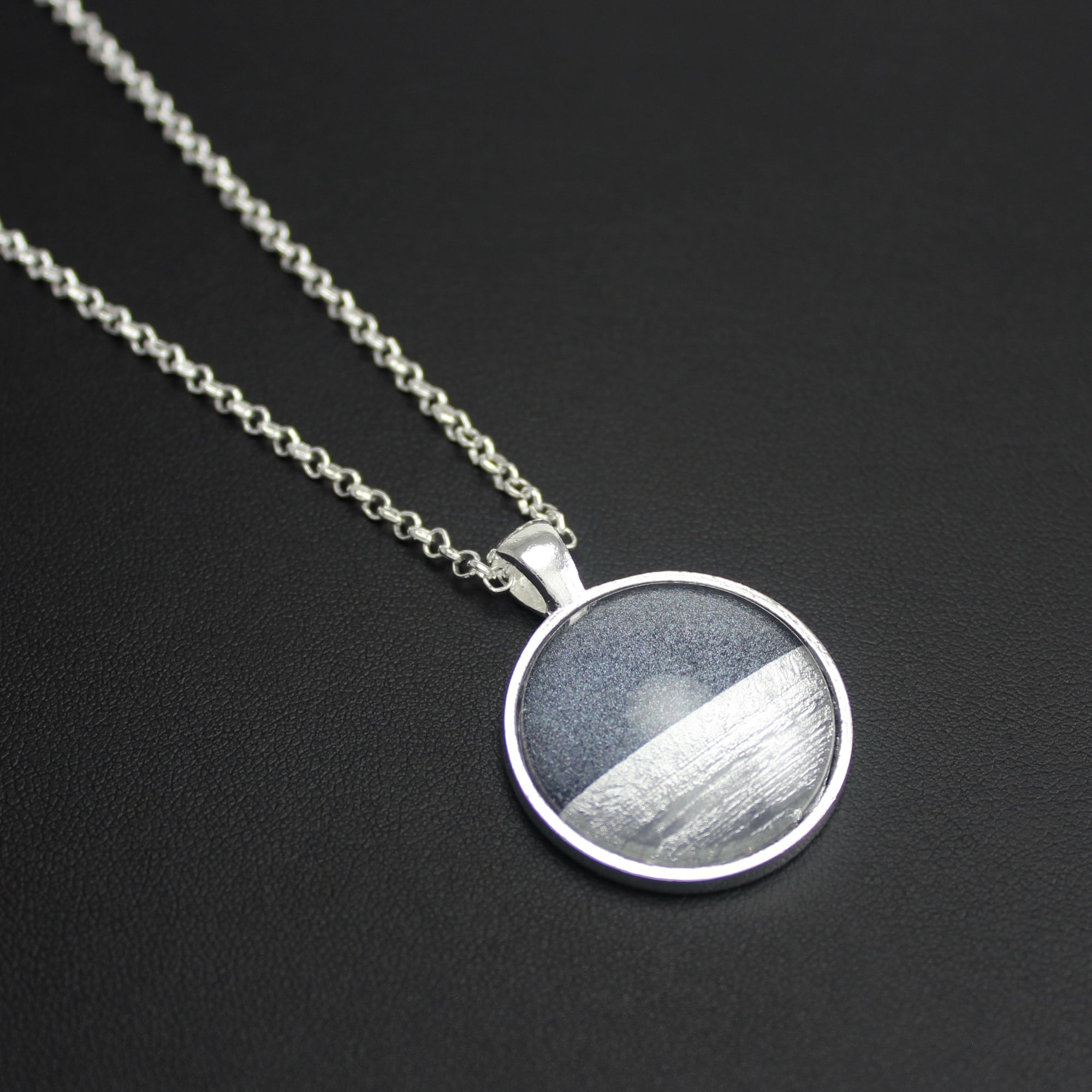 Samba Silver Linings Medium Pendant Necklace (Silver & Charcoal) - Ativa Jewellery