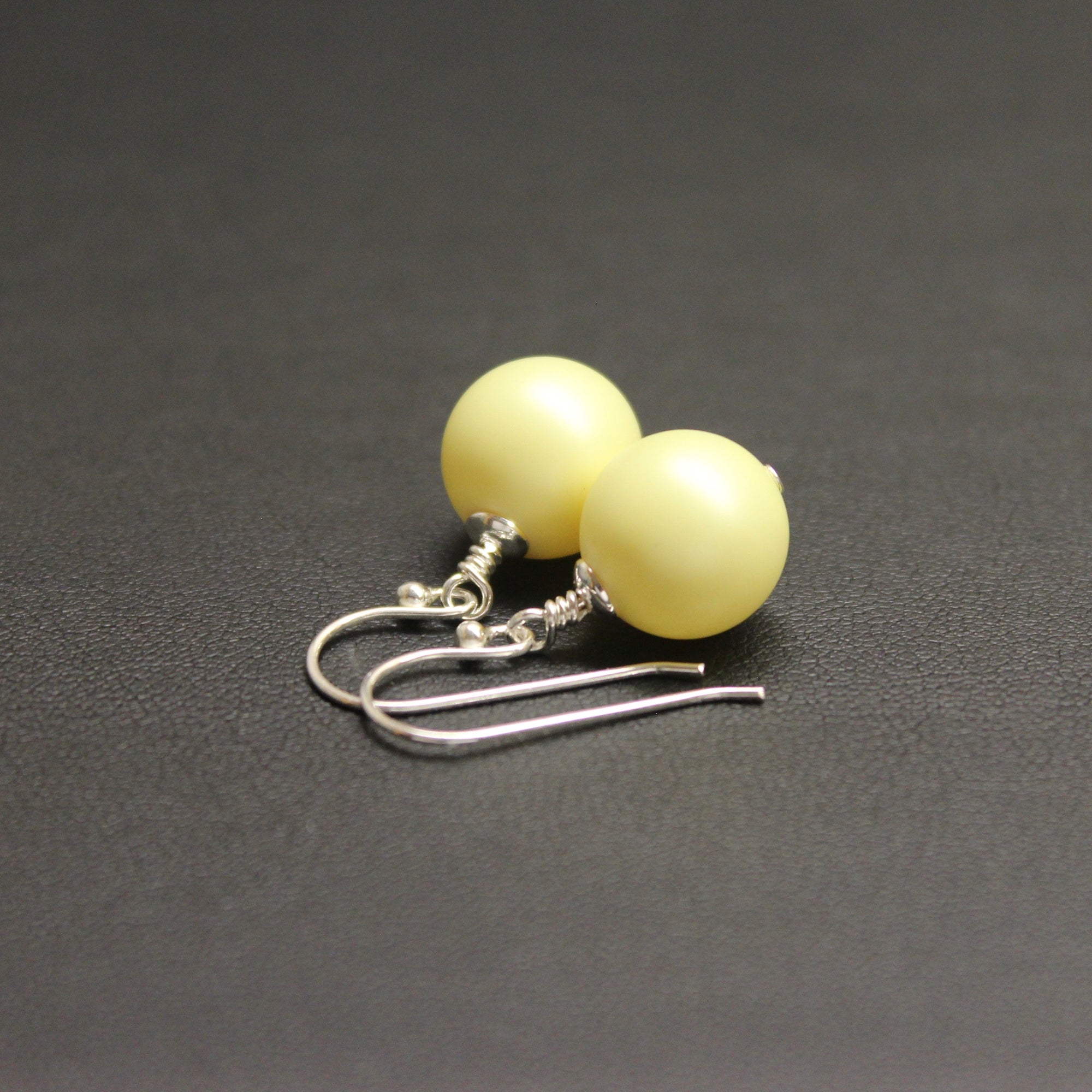 Ballet Bud Drop Pearl Earrings (Pastel Yellow) - Ativa Jewellery